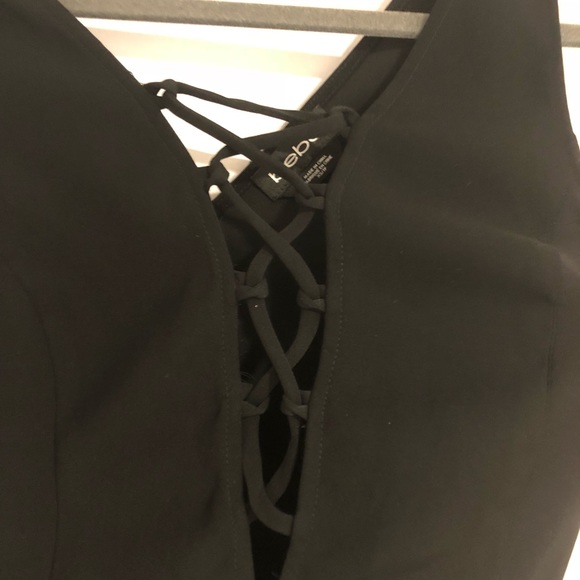 Black Criss-Cross Bebe Top - Picture 2 of 6